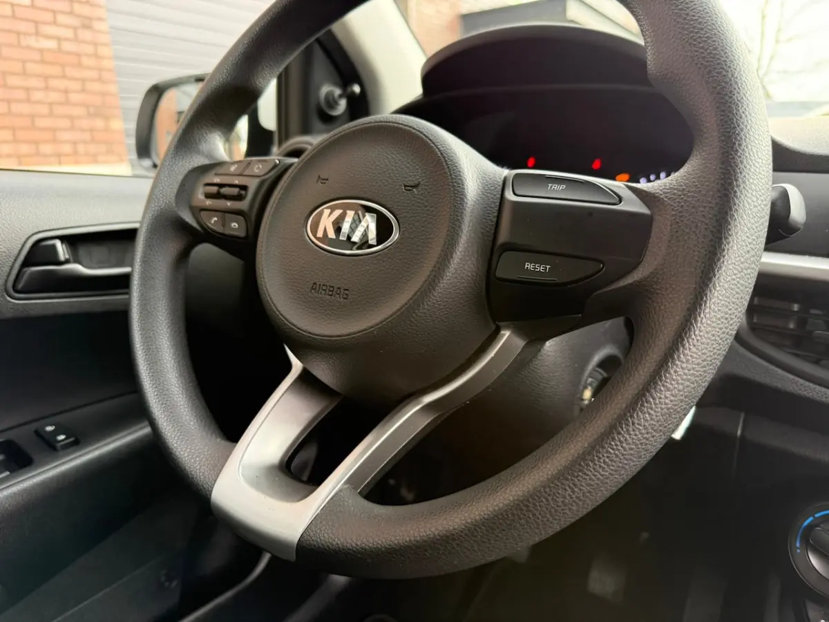 1.0 CVVT ComfortLine / ALL-Season / Airco / DAB / 1e Eigenaar / NED-Picanto / Nieuwe APK +