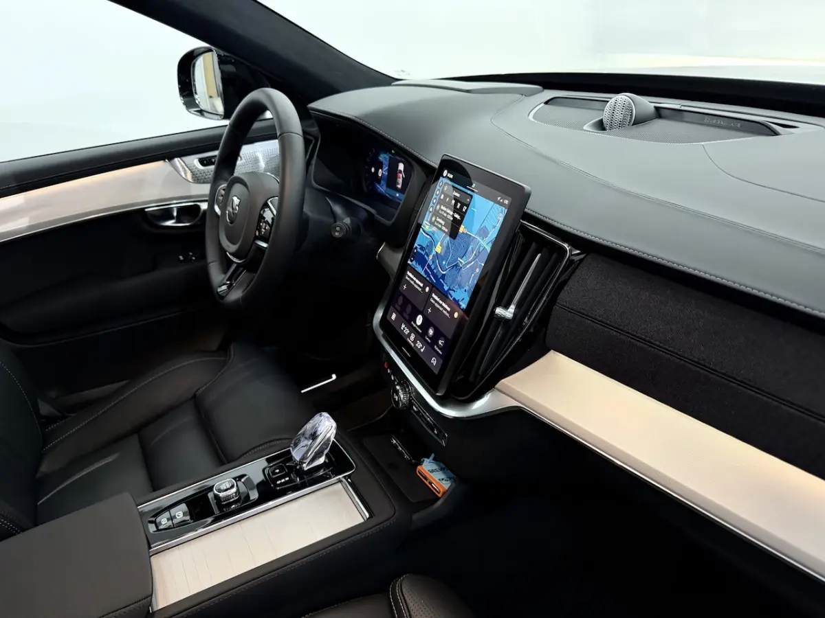 2.0 T8 Plug-in hybrid AWD Ultra Black Edition 7P Panoramadak, Bowers&Wilkins, Luchtvering,