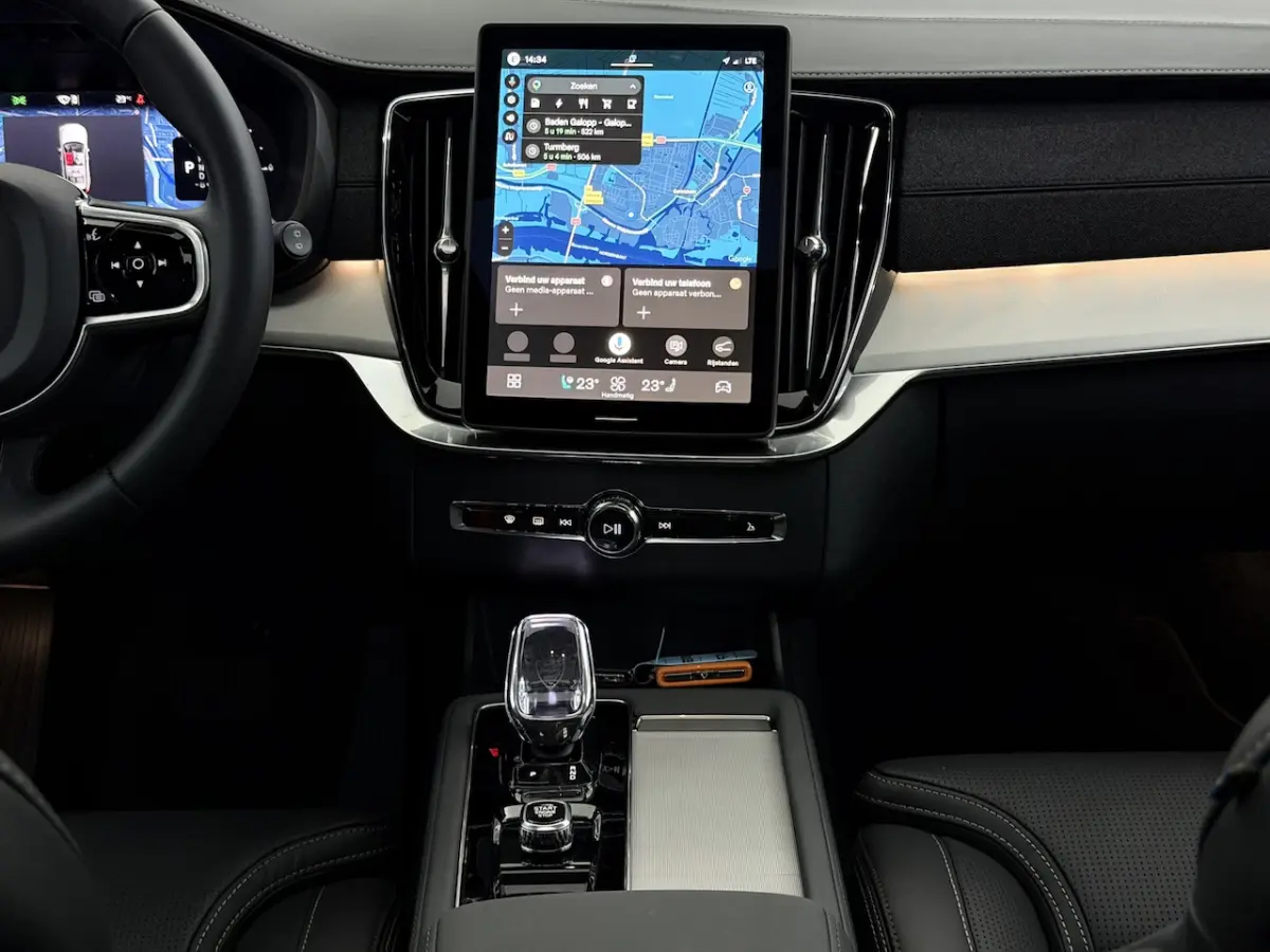 2.0 T8 Plug-in hybrid AWD Ultra Black Edition 7P Panoramadak, Bowers&Wilkins, Luchtvering,