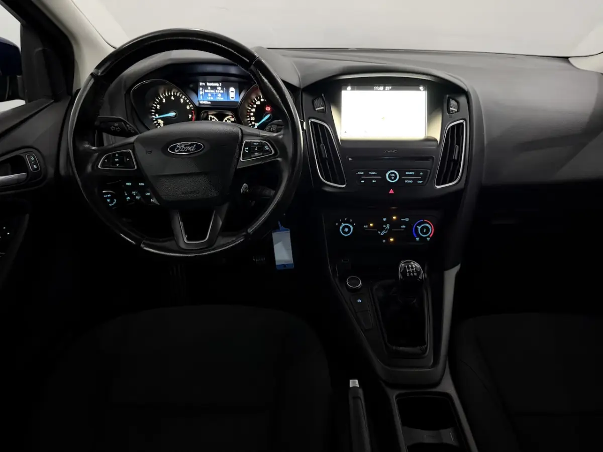 1.0 Trend Edition Apple carplay, Parkeersensoren, Navi, Cruise control, A start stop, Airc