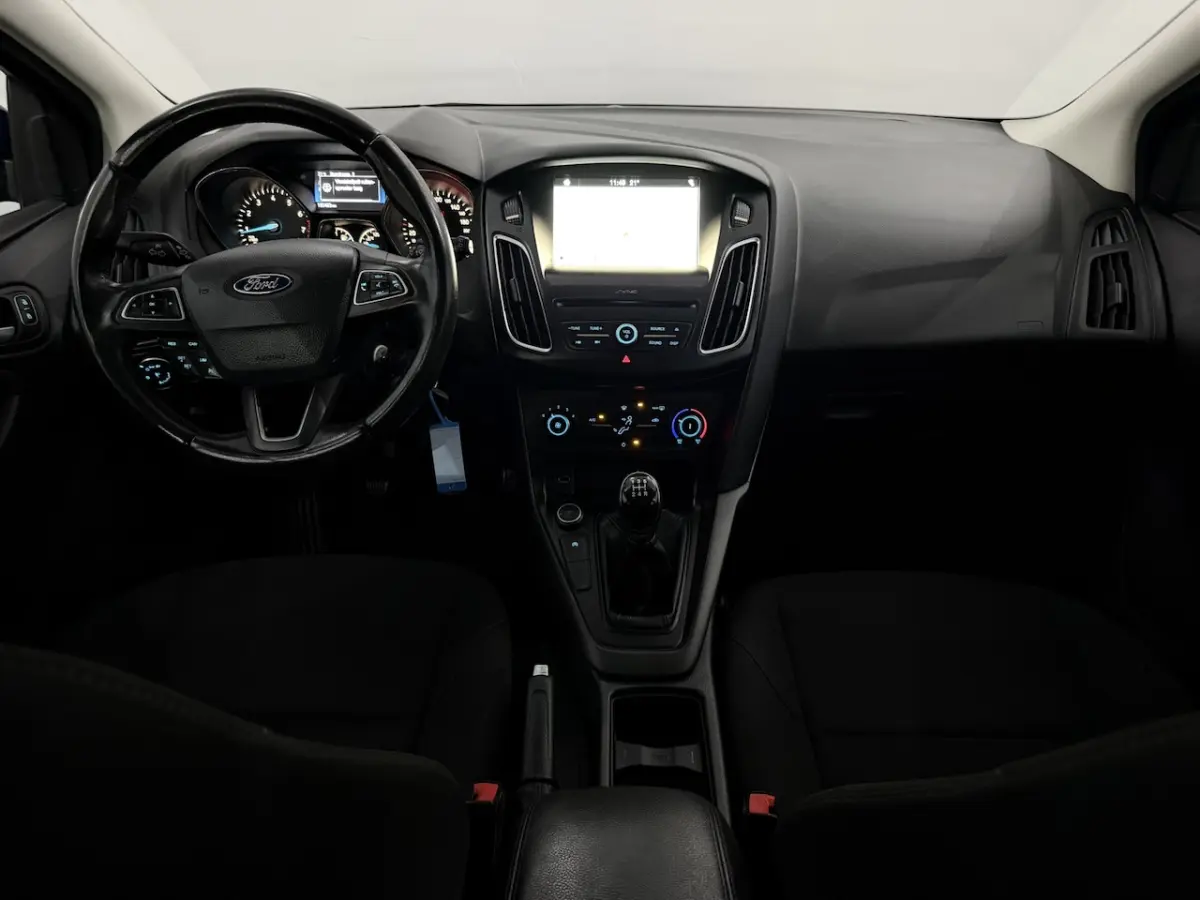 1.0 Trend Edition Apple carplay, Parkeersensoren, Navi, Cruise control, A start stop, Airc