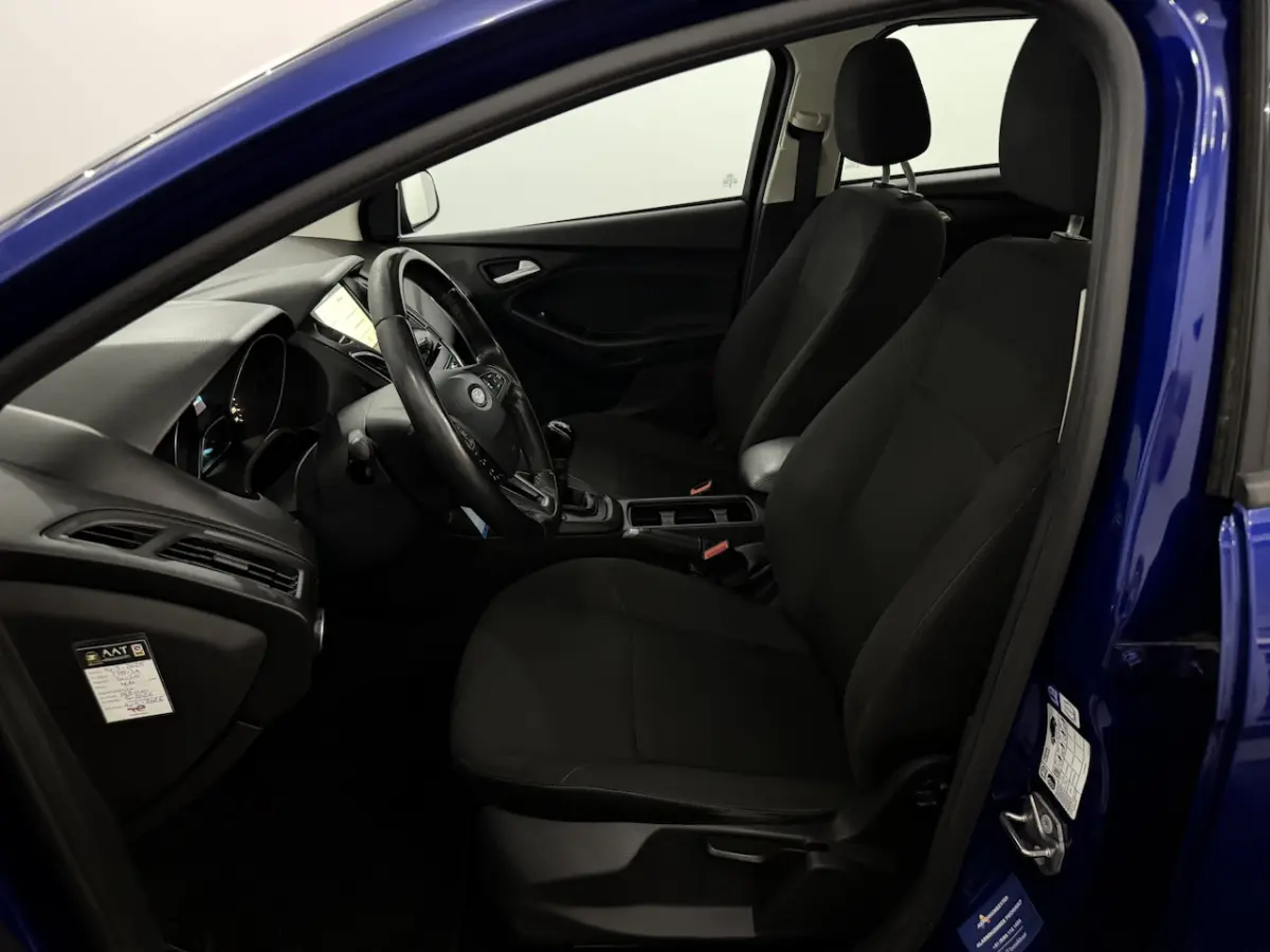 1.0 Trend Edition Apple carplay, Parkeersensoren, Navi, Cruise control, A start stop, Airc