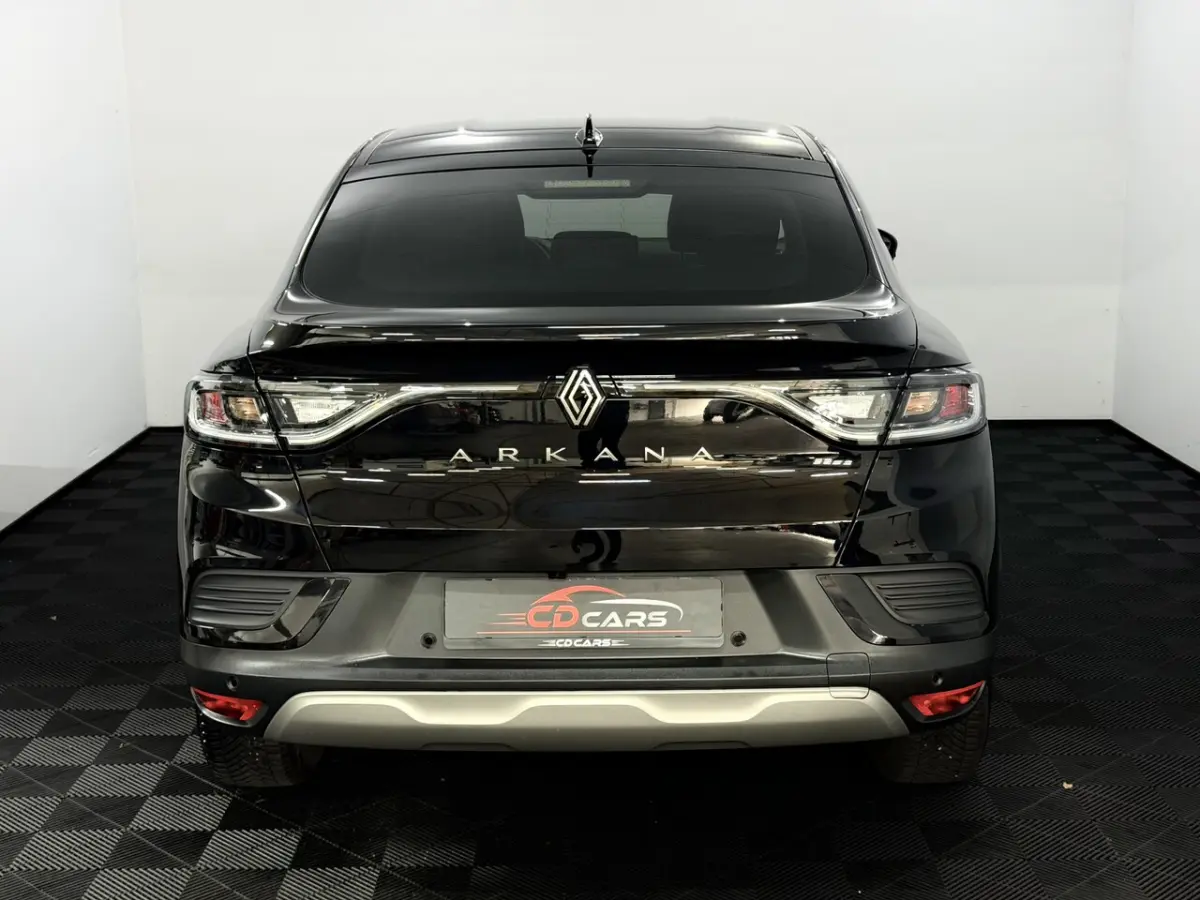 1.6 E-Tech full hybrid 145 techno 360 Camera, Navi, Virtual desk, Keyless start, Winterpak