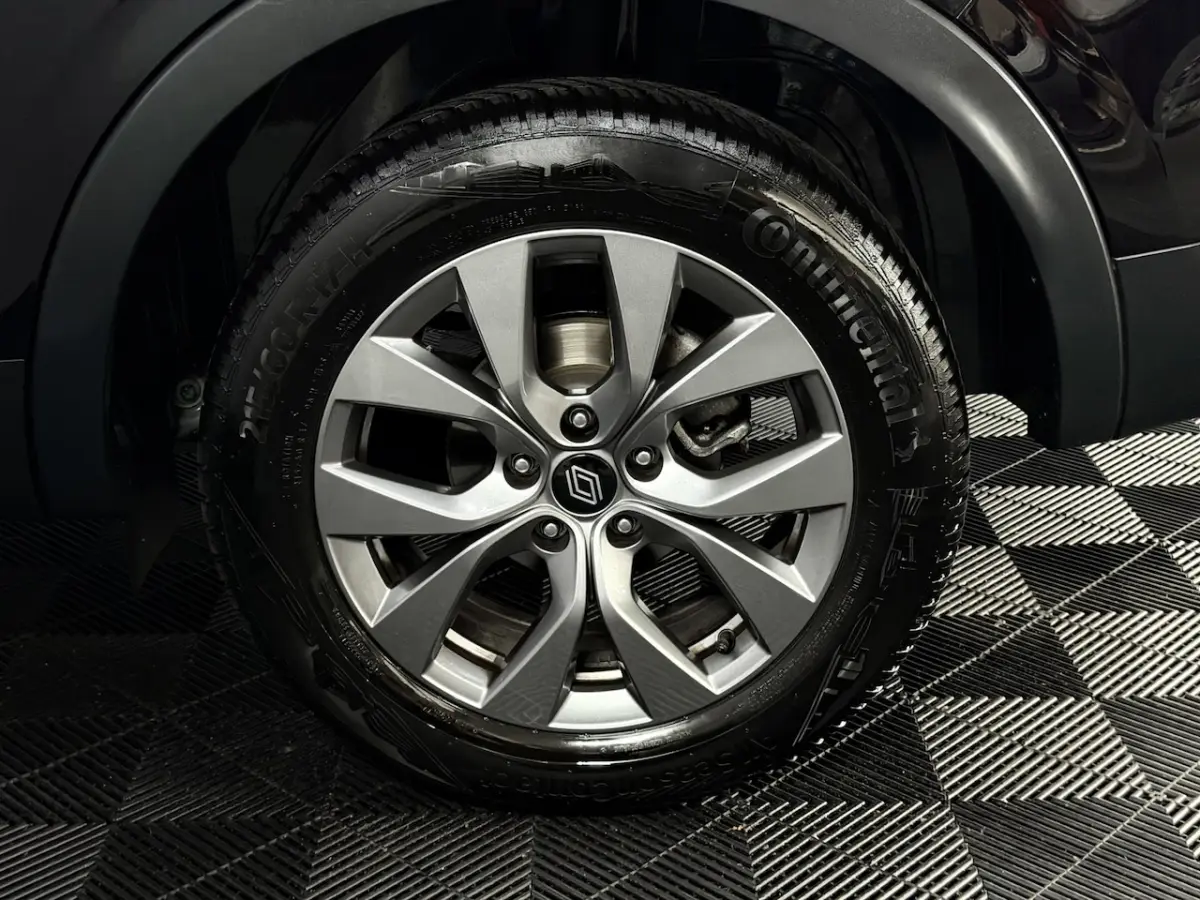 1.6 E-Tech full hybrid 145 techno 360 Camera, Navi, Virtual desk, Keyless start, Winterpak