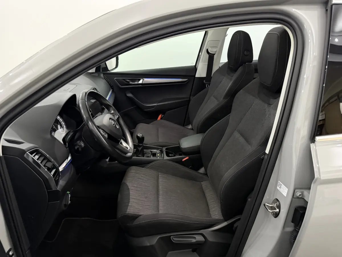 1.0 TSI Business Edition Panoramadak, Camera, Navi, Keyless start, Cruise control, A start