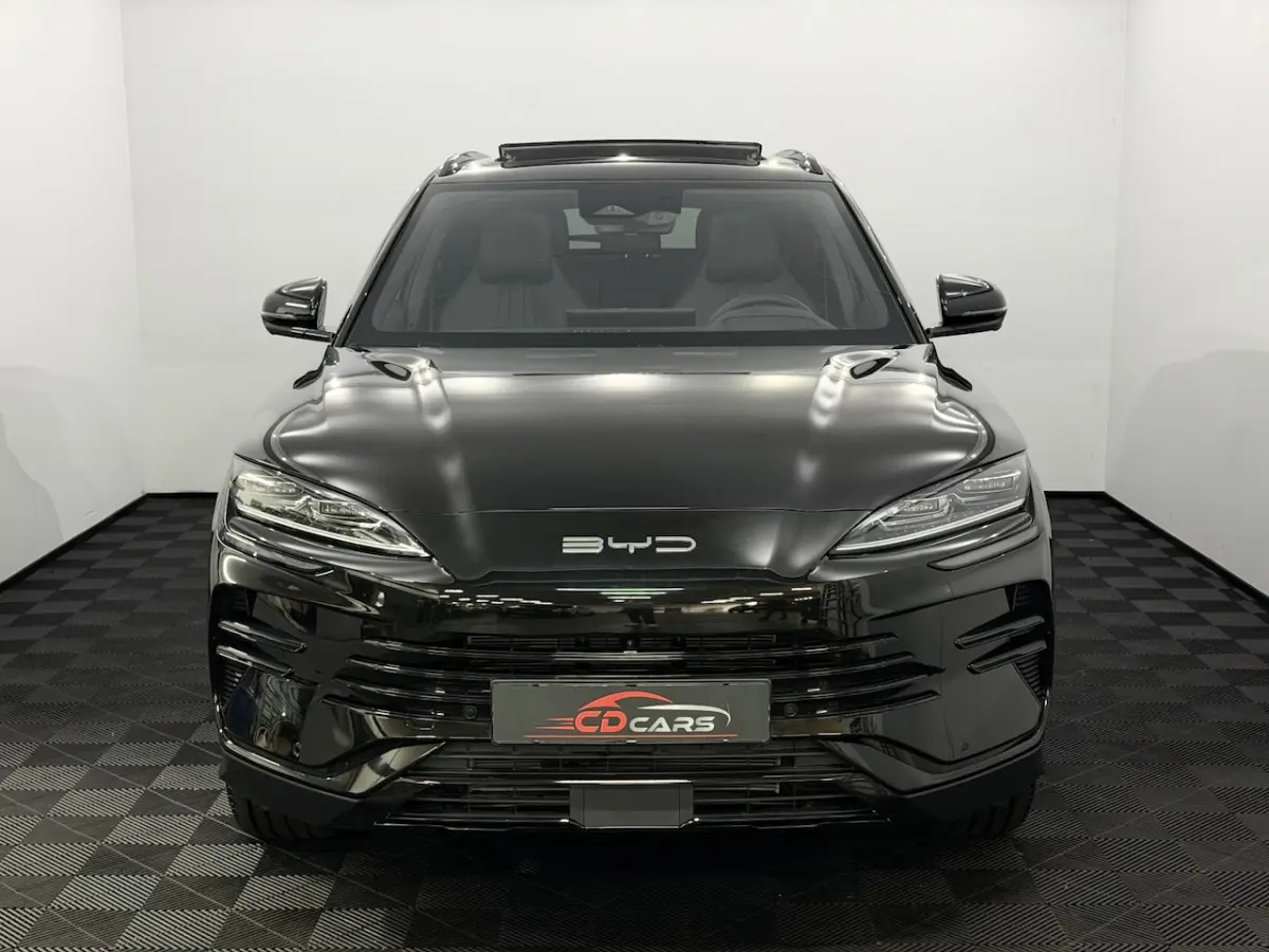 1.5 DM-i FWD Boost Black edition 360 Camera, Pano, Leder, Navi, Infinity, Elektrische acht
