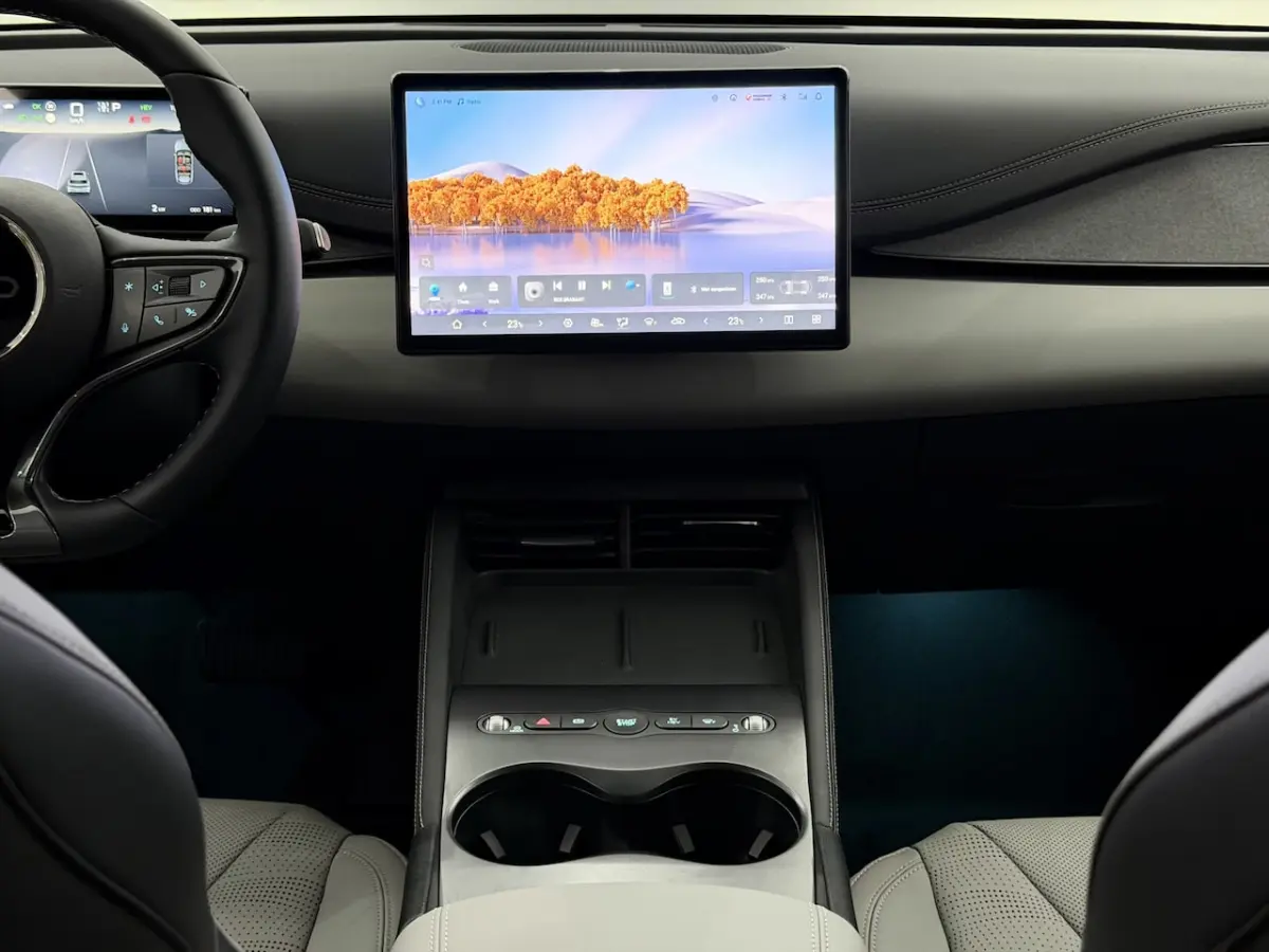 1.5 DM-i Boost PHEV Leder, Camera, Apple carplay, Keyless start, Cruise control, Elektrisc