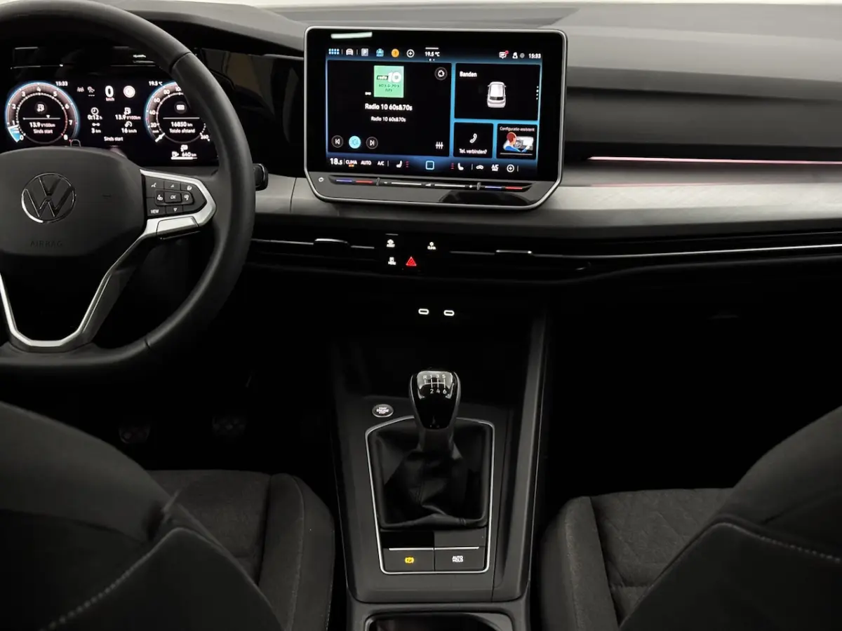 1.5 TSI Life Edition Clima, Apple carplay, Parkeersensoren, Stoelverwarming, Sfeerverlicht