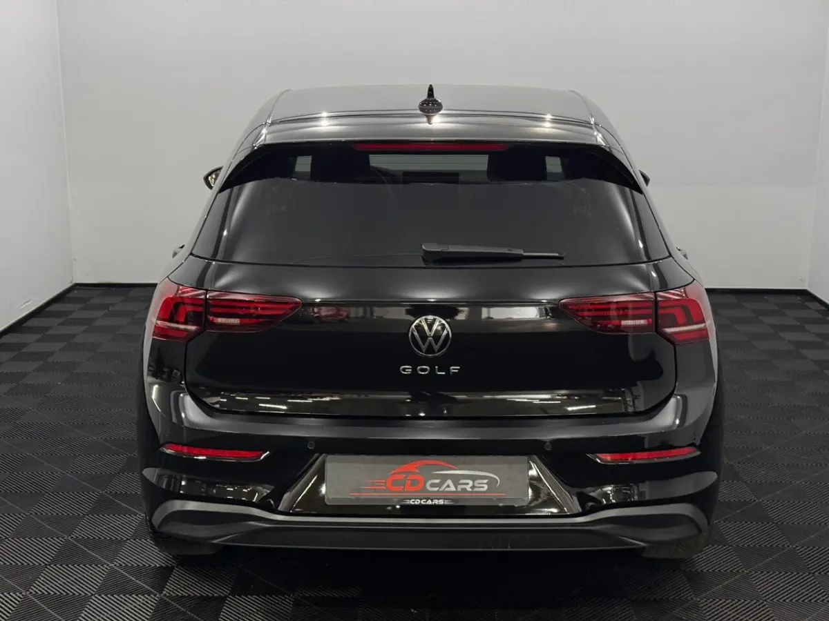 1.5 TSI Life Edition Clima, Apple carplay, Parkeersensoren, Stoelverwarming, Sfeerverlicht