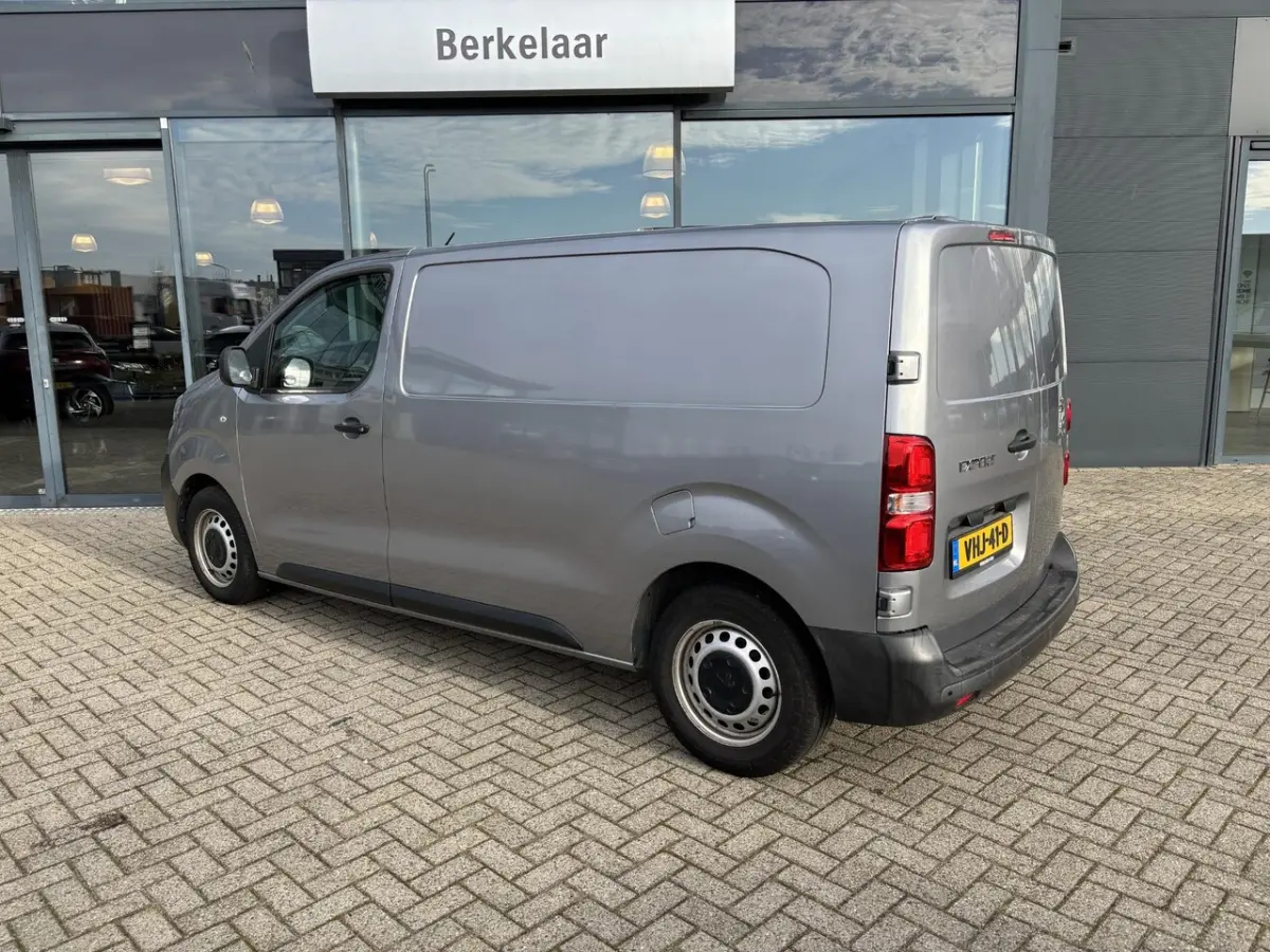 1.5 BlueHDI 100 Standard Premium | Comfort Scheidingswand | Bank | Betimmering