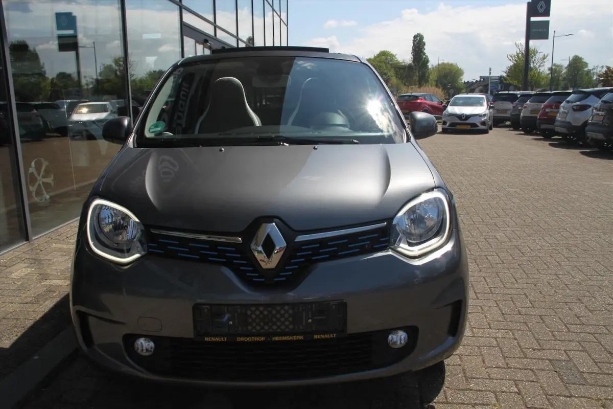 82PK-INTENS-CABRIO-69DKM-NAVI-CRUISE-BLUET-LMV-