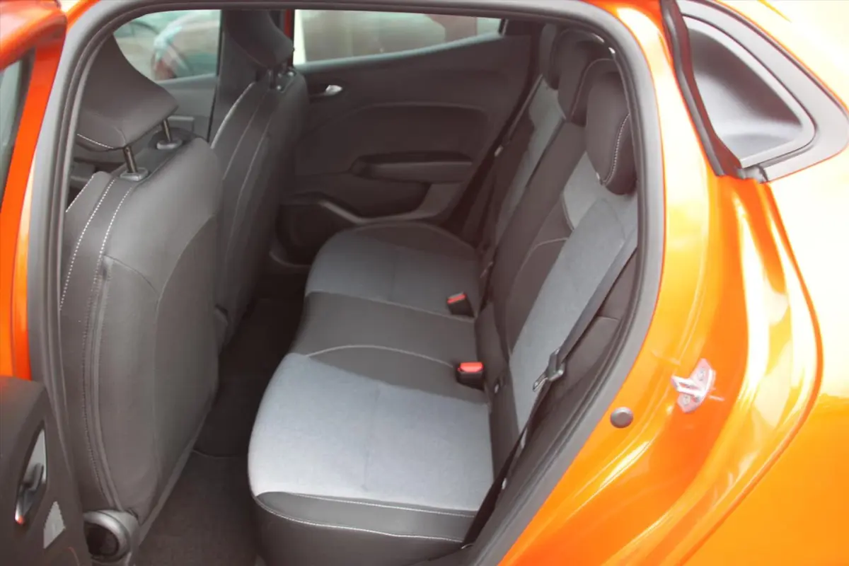 90PK-EVOLUTION-4400KM-AIRCO-NAVI-CAMERA-ALL SEASONS-