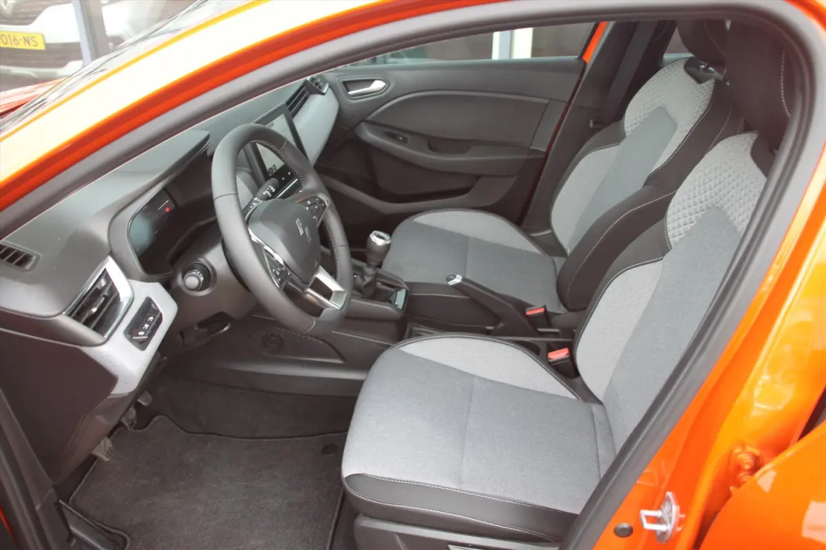90PK-EVOLUTION-4400KM-AIRCO-NAVI-CAMERA-ALL SEASONS-