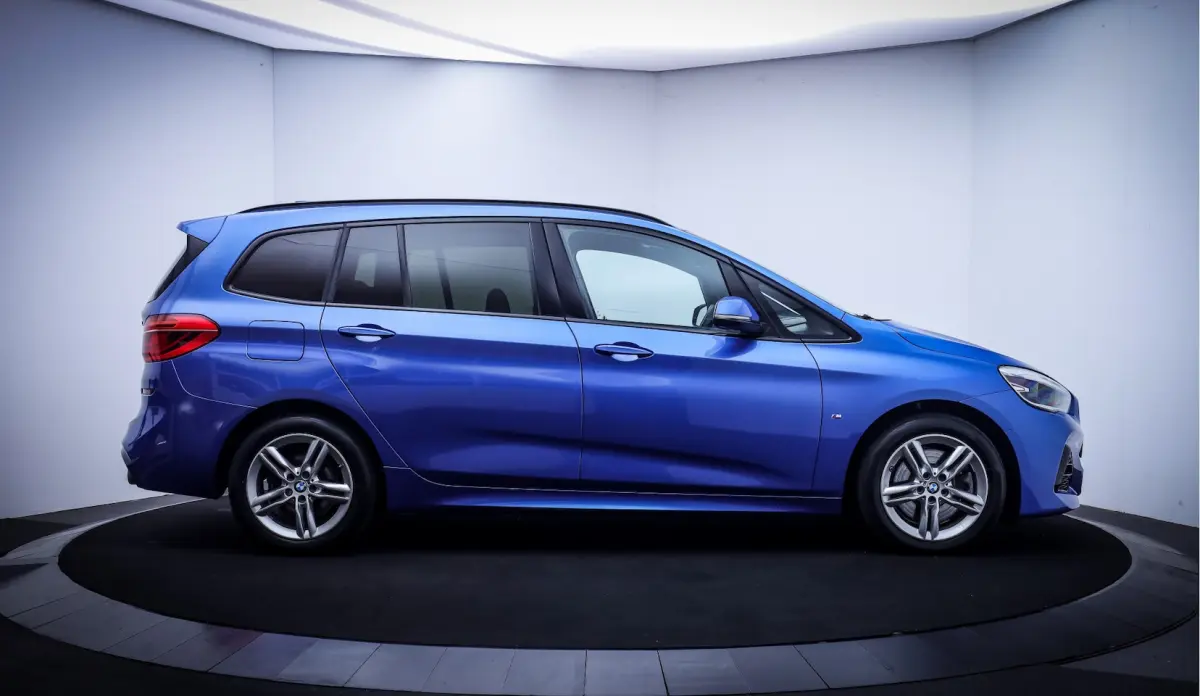 220iA 7p M-SPORT PANO | FULL LED | CAMERA | KEYLESS | STOELVERW | NAVI | PDC V+A | LMV