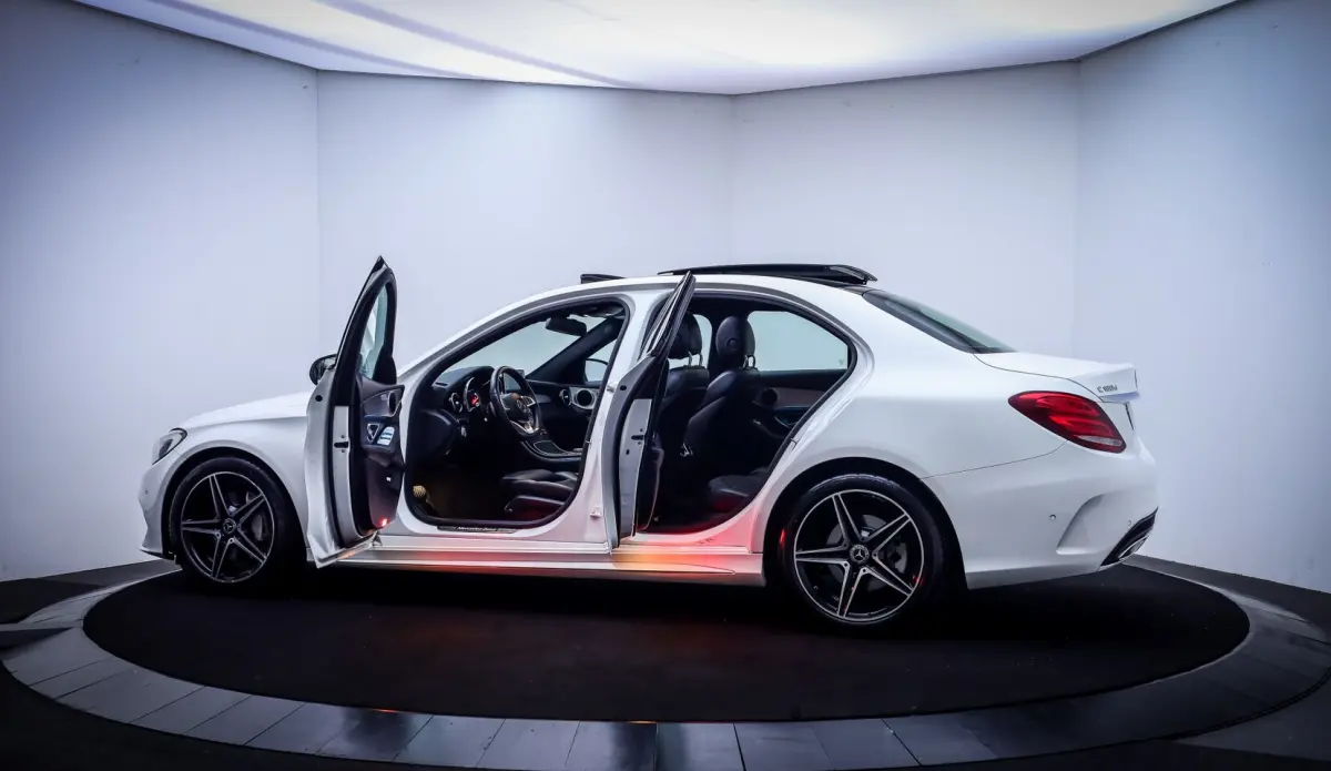 180CDI Aut. SPORT EDITION SCHUIFD. | FULL LED | AMG LINE | LEDER | CAMERA | NAVI | LMV