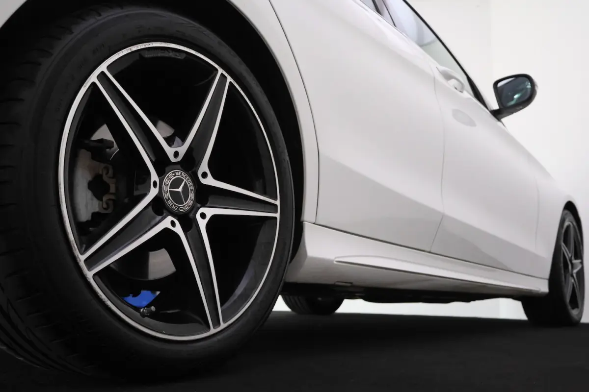 180CDI Aut. SPORT EDITION SCHUIFD. | FULL LED | AMG LINE | LEDER | CAMERA | NAVI | LMV