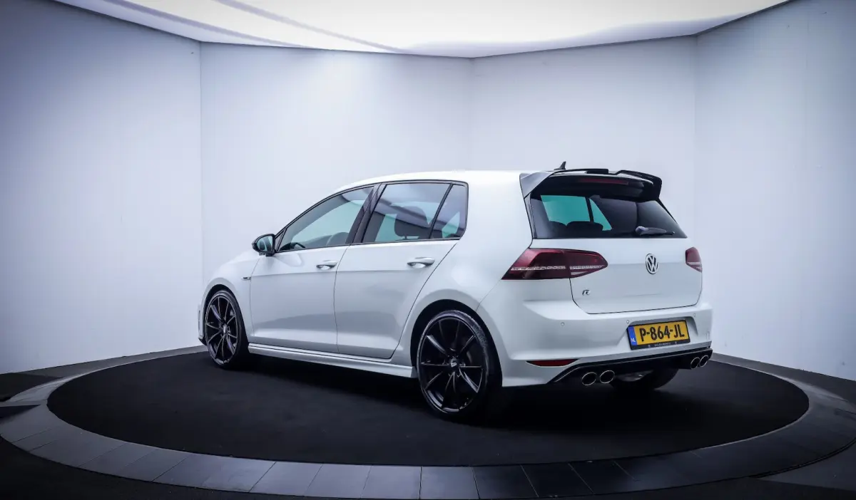 2.0 TSI R 4Motion PANO | XENON | LEDER | STOELVERW | CAMERA | NAVI | APP CONNECT | LMV