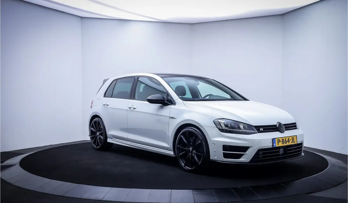 2.0 TSI R 4Motion PANO | XENON | LEDER | STOELVERW | CAMERA | NAVI | APP CONNECT | LMV