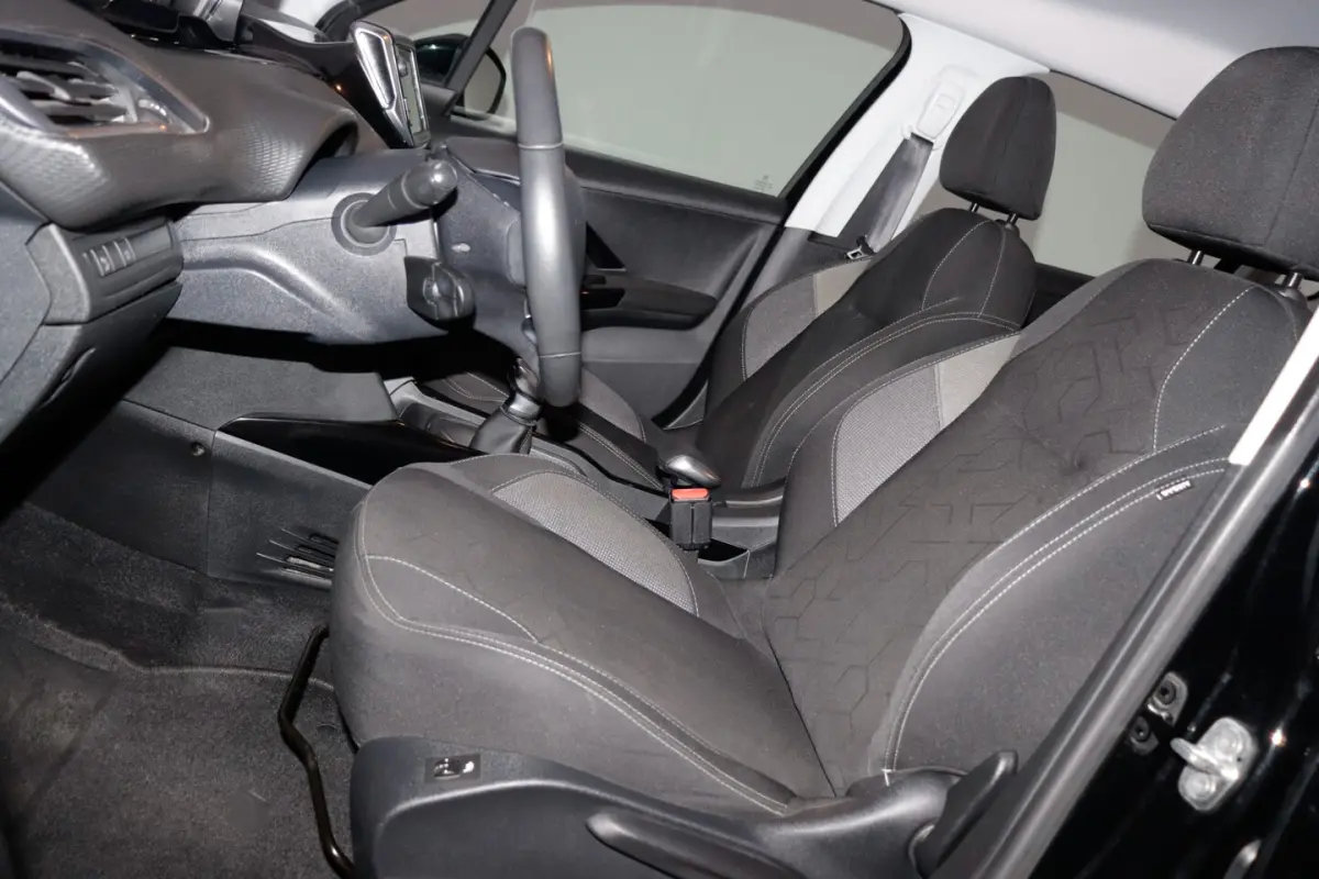 1.2T PACK Active STOELVERW | AIRCO | BLUETOOTH | PDC | CRUISE