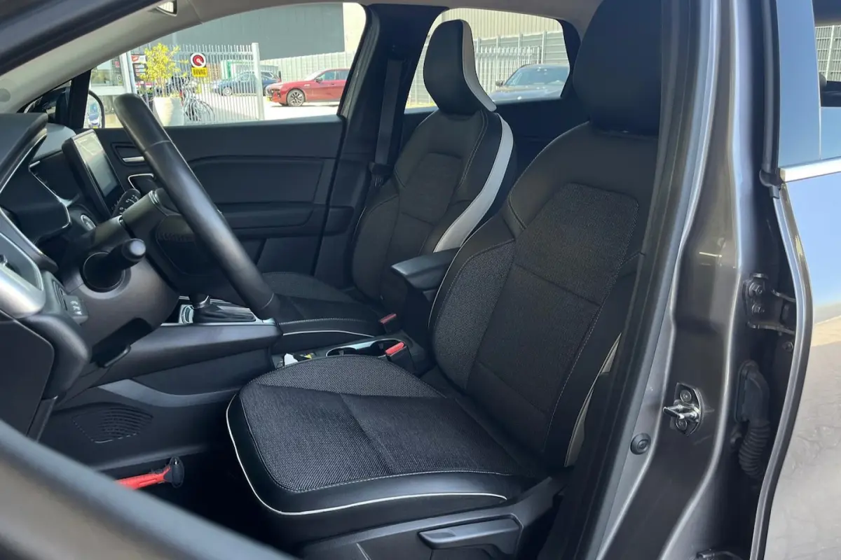 1.6 E-Tech Hybrid 145 Intens | CAMERA | CRUISE | DAB |