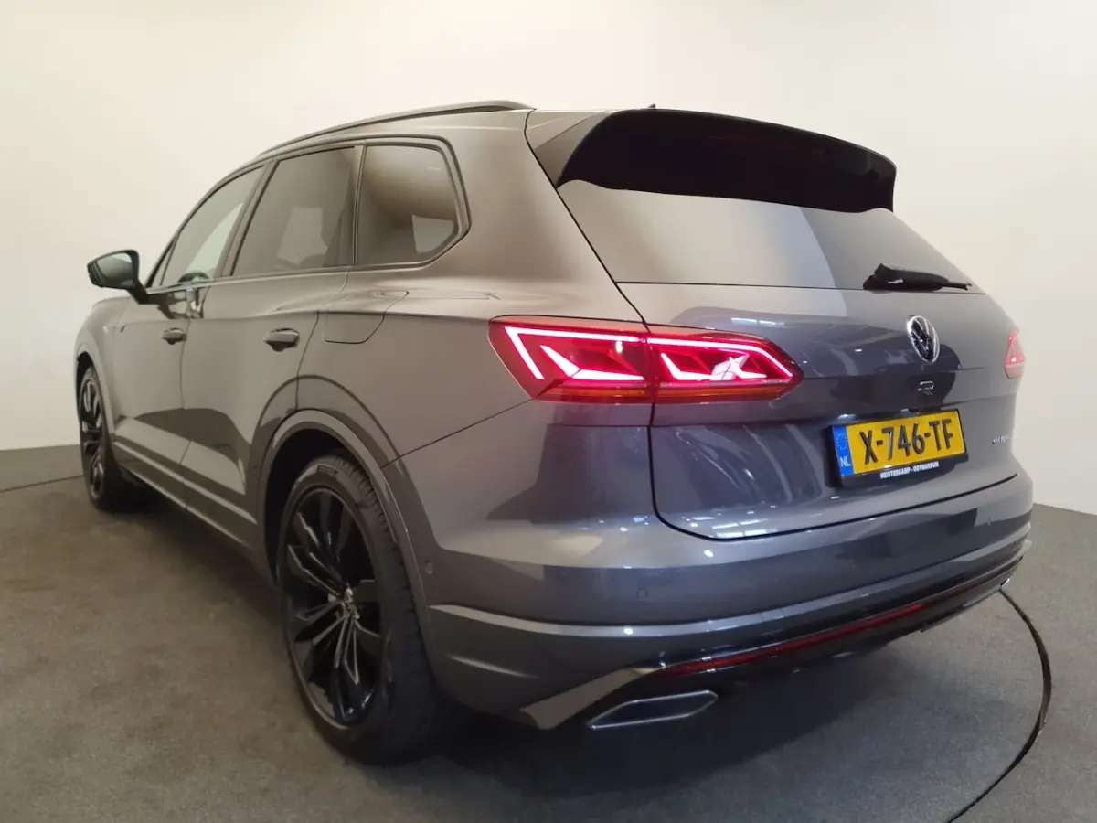 3.0 TSi eHybrid 463pk DSG/AUT 4MOTION R Panoramadak, 360 Camera, Wegklapbare trekhaak
