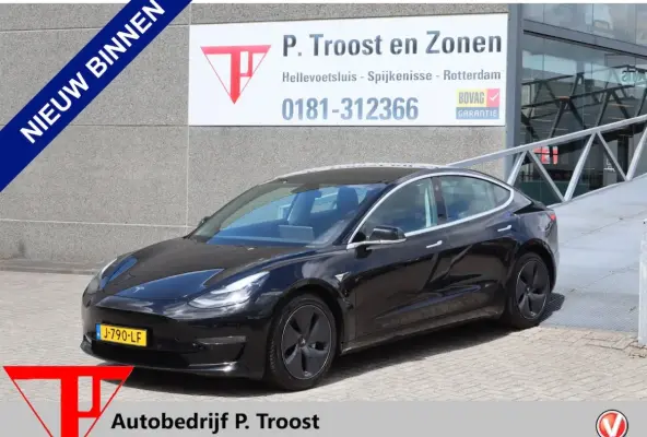Long Range AWD 75 kWh Nederlandse auto/Panoramadak/Autopilot/Stoelverwarming voor en achte