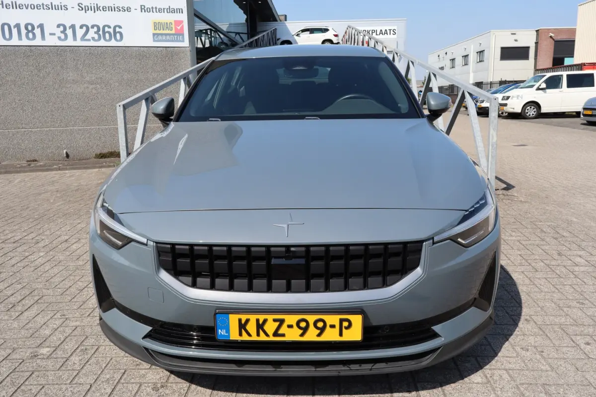 2 Standard Range Single Motor 63kWh Soh 93% Apple carplay/Stoelverwarming/Lane assist/Acht
