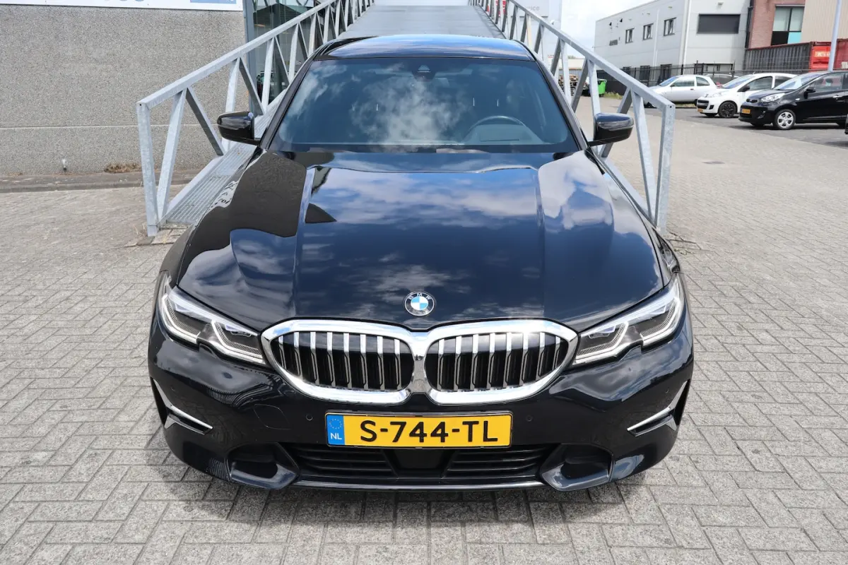 330e eDrive Virtueel cockpit/Apple carplay/Stoelverwarming/Head-up/Achteruitrijcamera/Adap