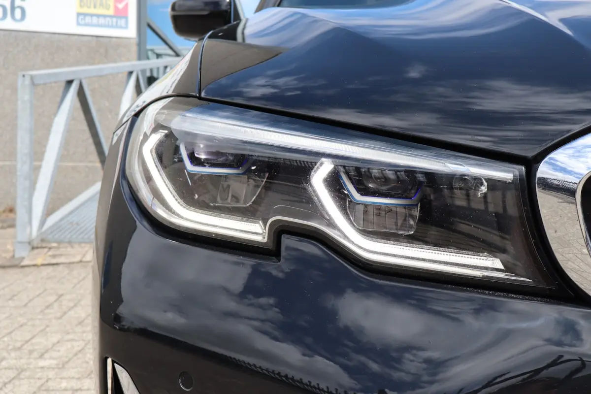 330e eDrive Virtueel cockpit/Apple carplay/Stoelverwarming/Head-up/Achteruitrijcamera/Adap