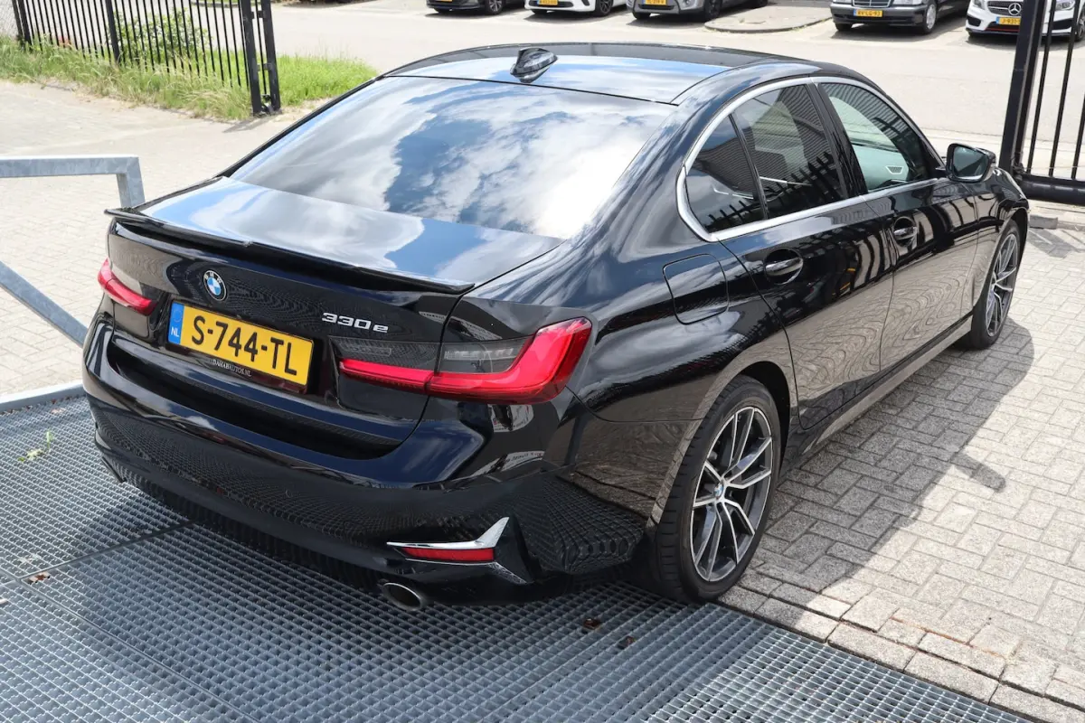 330e eDrive Virtueel cockpit/Apple carplay/Stoelverwarming/Head-up/Achteruitrijcamera/Adap