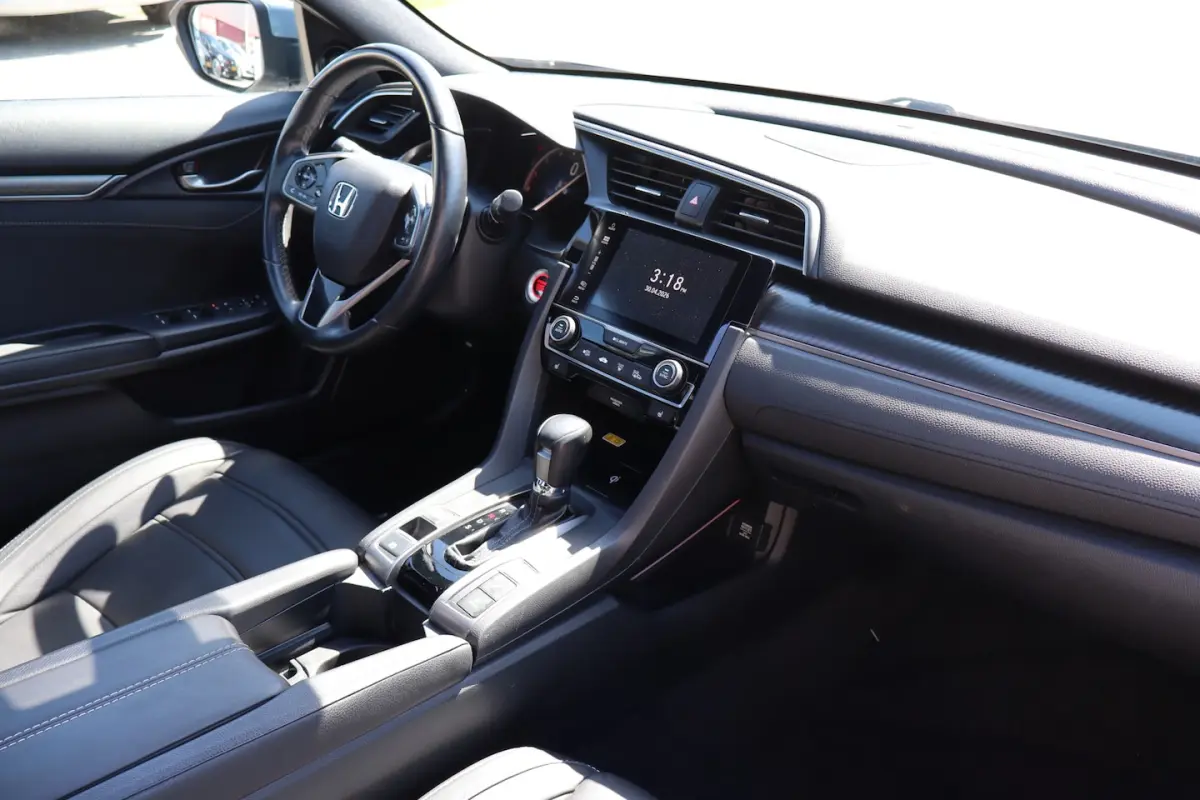 1.5 i-VTEC Sport Plus Panoramadak/Achteruitrijcamera/Stoelverwarming/Apple carplay/Adaptie
