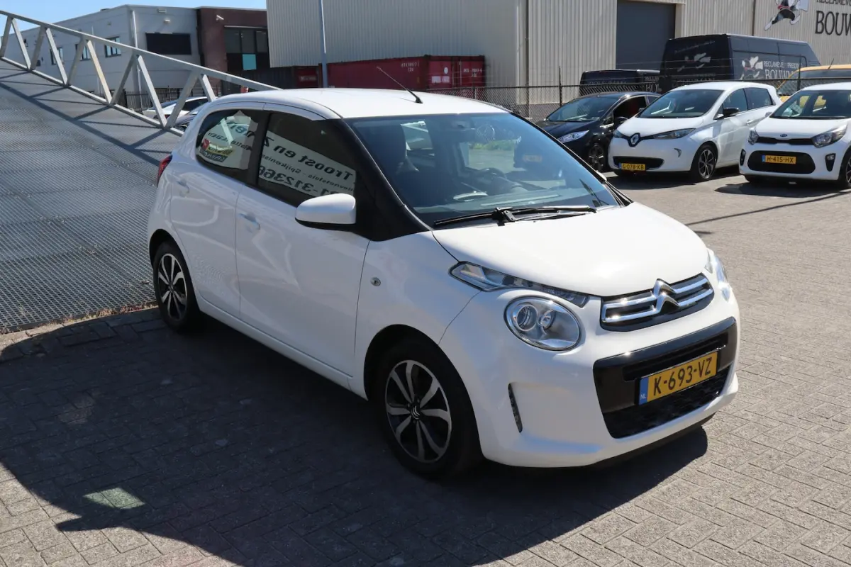 1.0 VTi Shine Dealeronderhouden Achteruitrijcamera/Bluetooth/Airco/Elektrische ramen