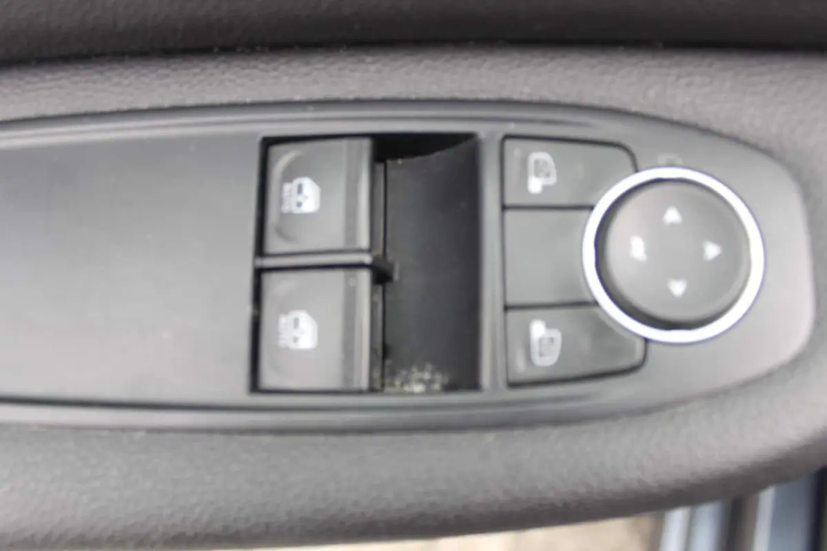 1.0 TCe Zen Orig. NL auto/Apple car play/Airco/Cruise control/Verwarmbare buitenspiegels/R