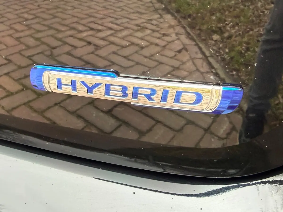 1.2 Comfort Smart Hybrid 6 X SWIFT 1Eig. 3100 km b.j.1-2025 Carplay , Camera