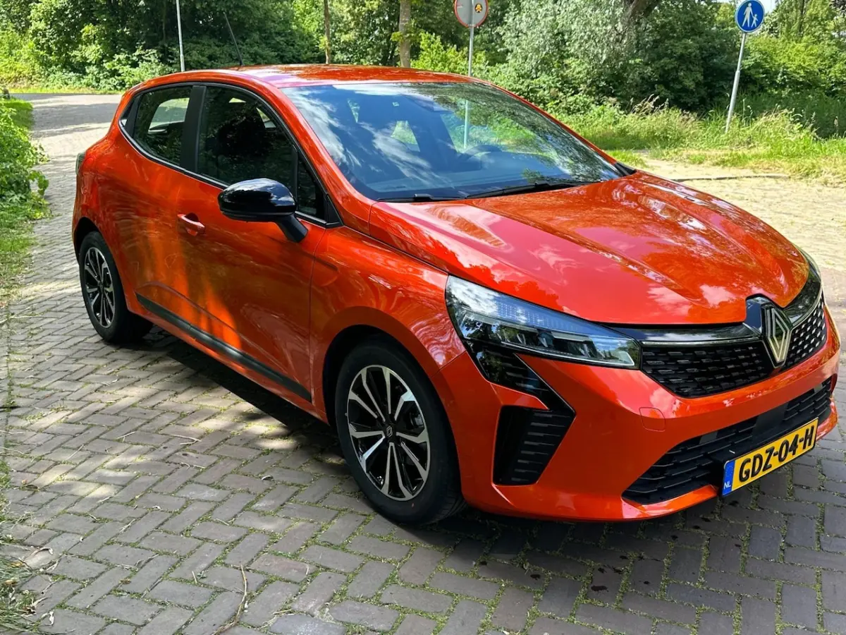 Evolution 1.0 90 pk 1 Eig.4000 km Led verl. Apple Carplay 16"lm velgen