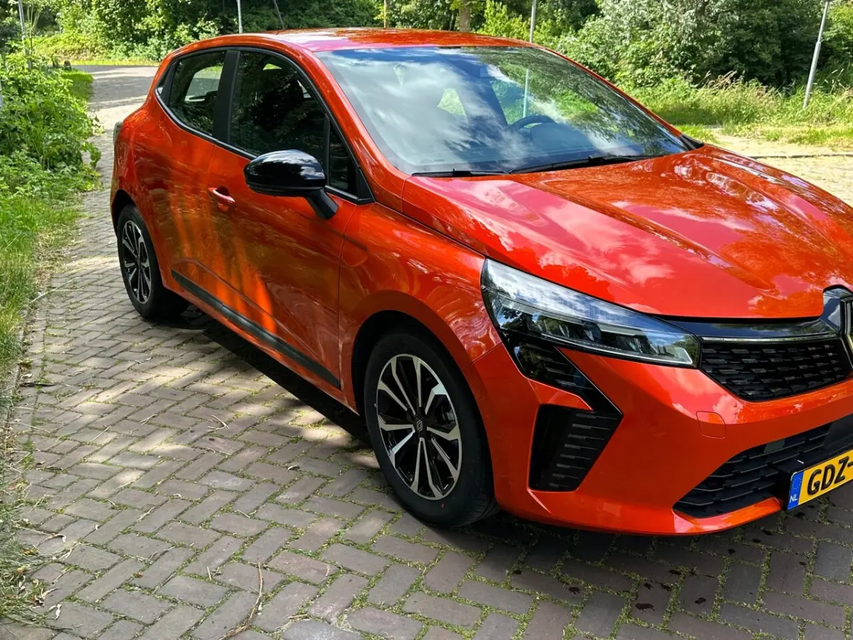 Evolution 1.0 90 pk 1 Eig.4000 km Led verl. Apple Carplay 16"lm velgen