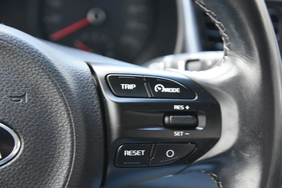 1.0 T-GDi DynamicLine | CARPLAY | CAMERA