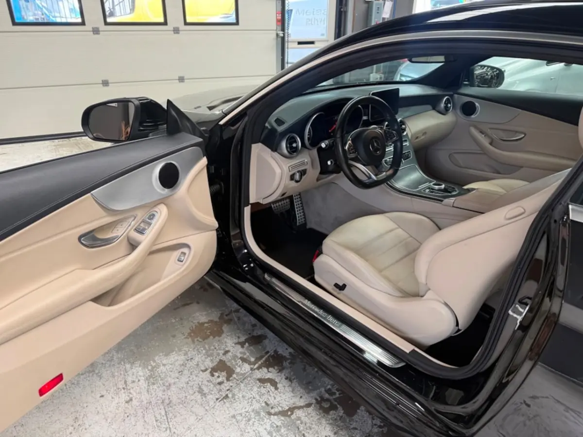 180 Edition 1, beige leer, amg optiek