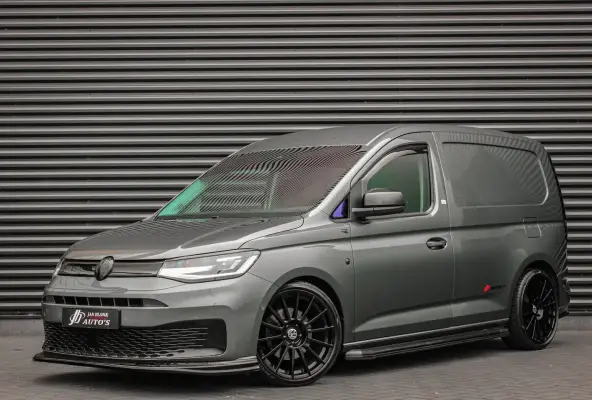 2.0 TDI 199PK JB-EDITION / MAXTRON / SIDE- BARS / VERLAGING / ELEK- PAKKET / PDC / CAMERA