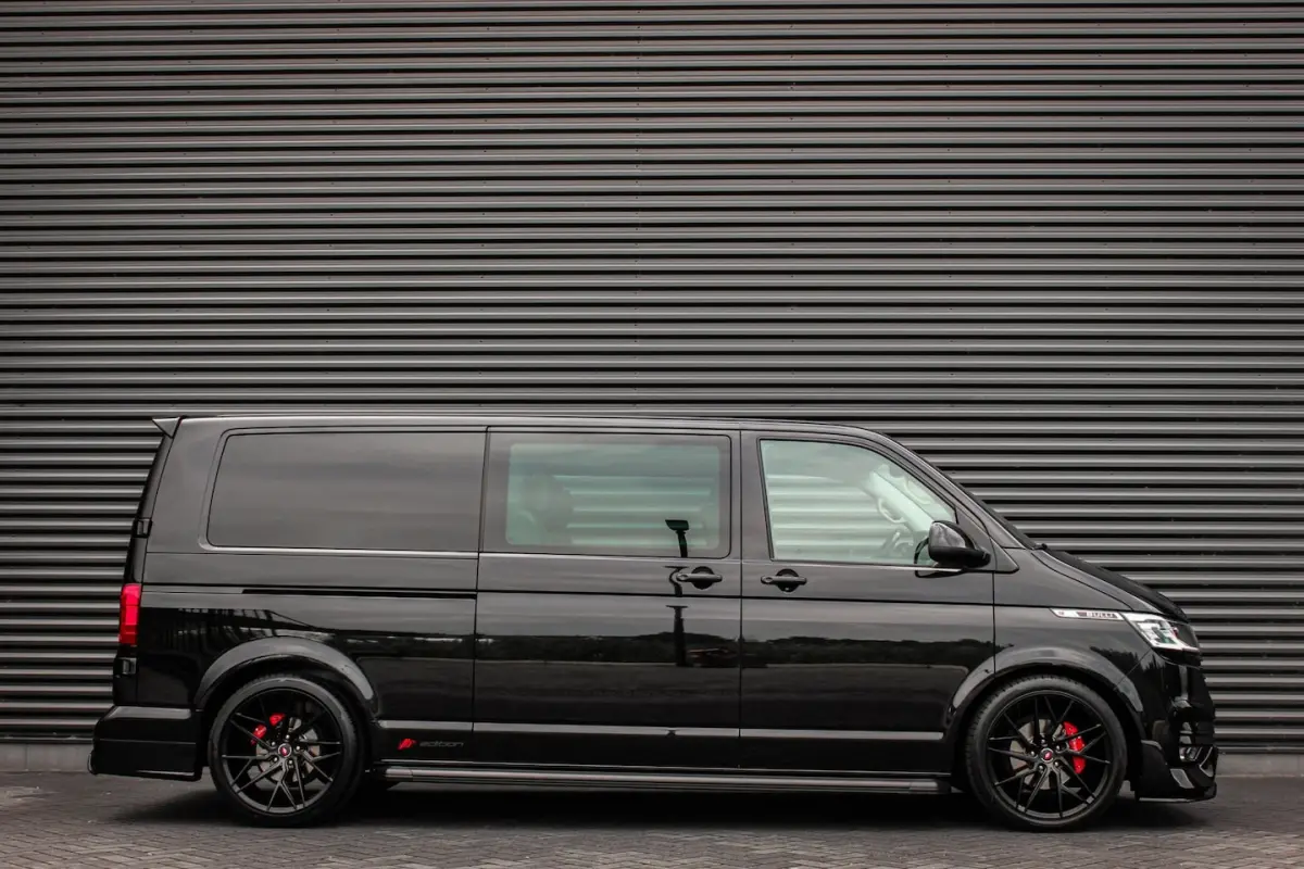 2.0 TDI L2H1 150PK BULLI DC DUBBEL CABINE / LEIGHTONVANS BODYKIT / FULL OPTIONS / LEDER /