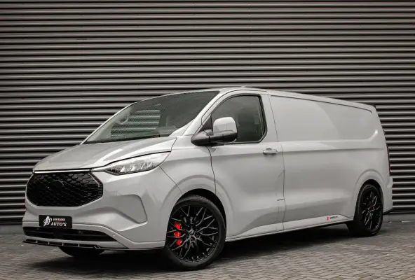 340 L2H1 Limited 65 kWh 218PK / JB-EDIITON / CAMERA / 328KM RANGE / APPLE CARPLAY /DRIVERS