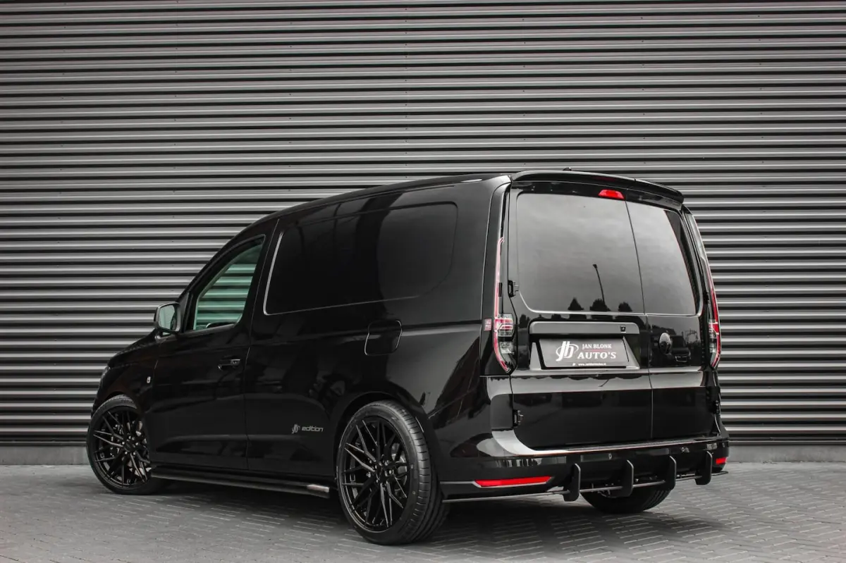 2.0 TDI 122PK DSG JB- EDITION / MAXTRON / SIDE- BARS / VERLAGING / ELEK- PAKKET / PDC / CA