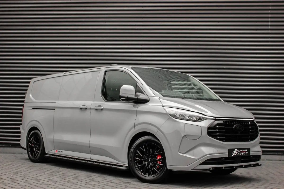 340 L2H1 Limited 65 kWh 218PK / JB-EDIITON / CAMERA / 328KM RANGE / APPLE CARPLAY /DRIVERS