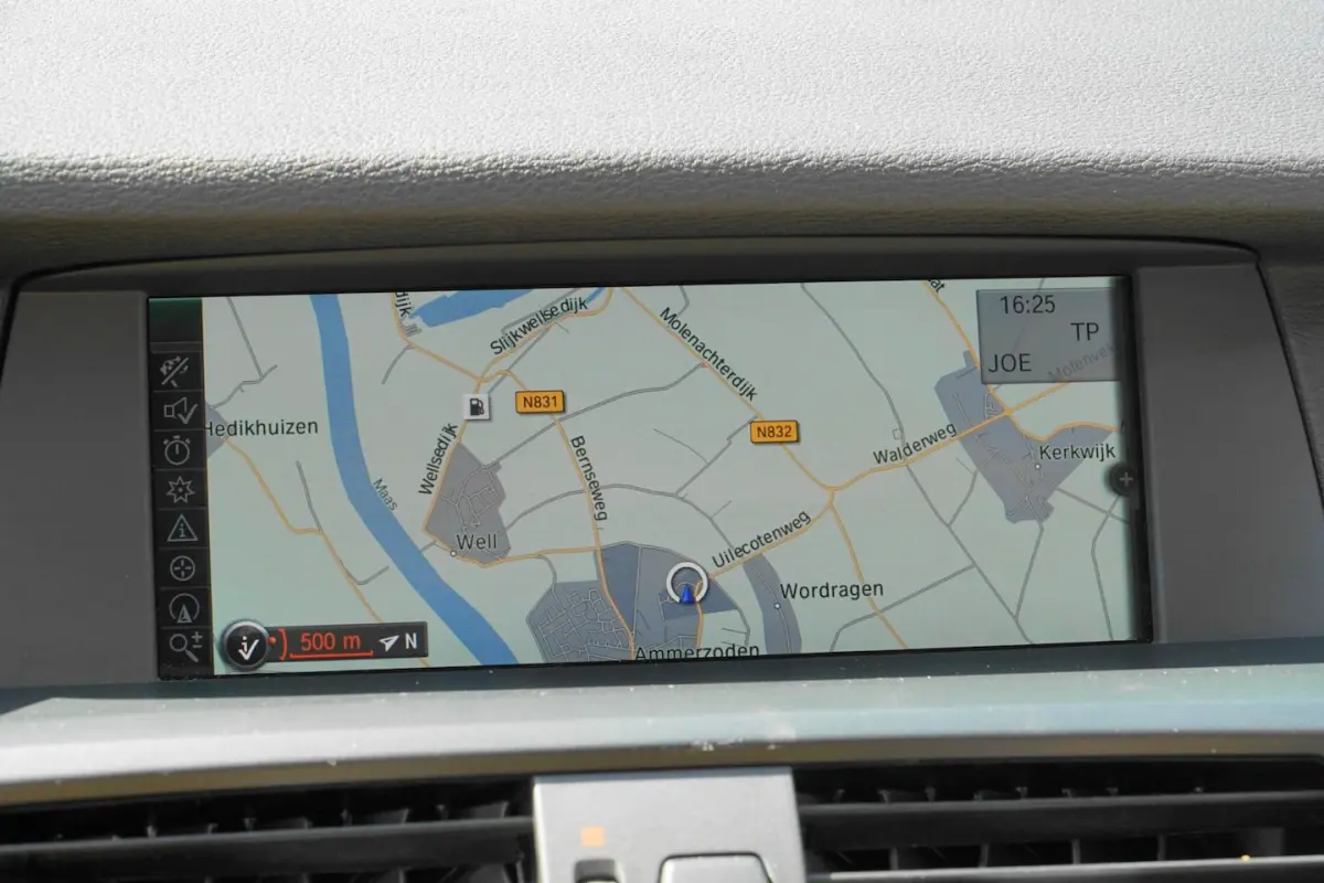 XDrive35i V6 High Executive HUD