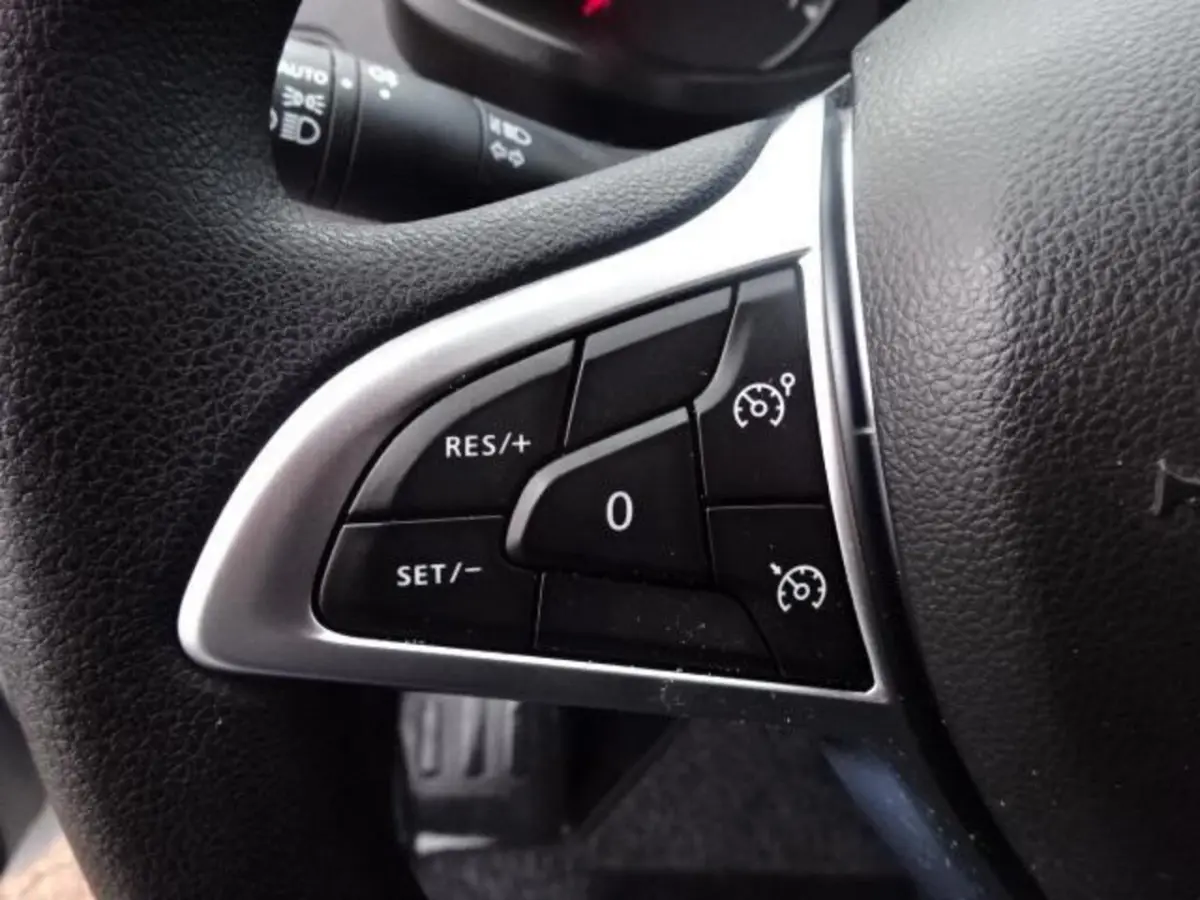 1.5 dCi AIRCO SCHUIFDEUR CRUISE CONTROL PDC