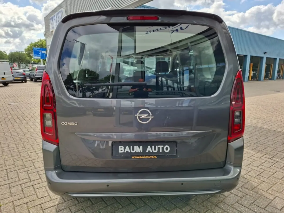 1.2TURBO AUTOMAAT 130PK AIRCO NAVI PDC-CAMERA 5ZITPL