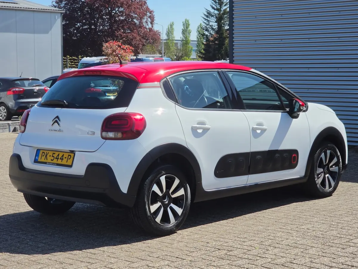 1.2 PureTech Shine Camera Carplay Stoelverwarming