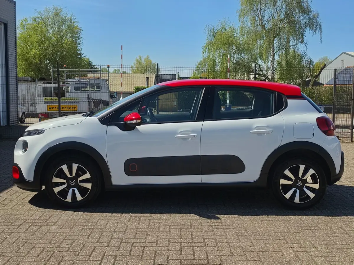 1.2 PureTech Shine Camera Carplay Stoelverwarming