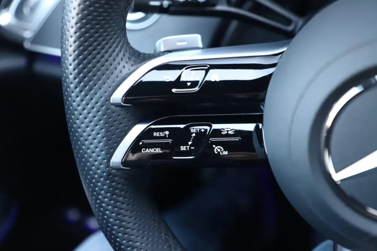 300e AMG | 313PK | Keyless-go | Sfeerverlichting | Stoelkoeling | Distronic | Digital-ligh