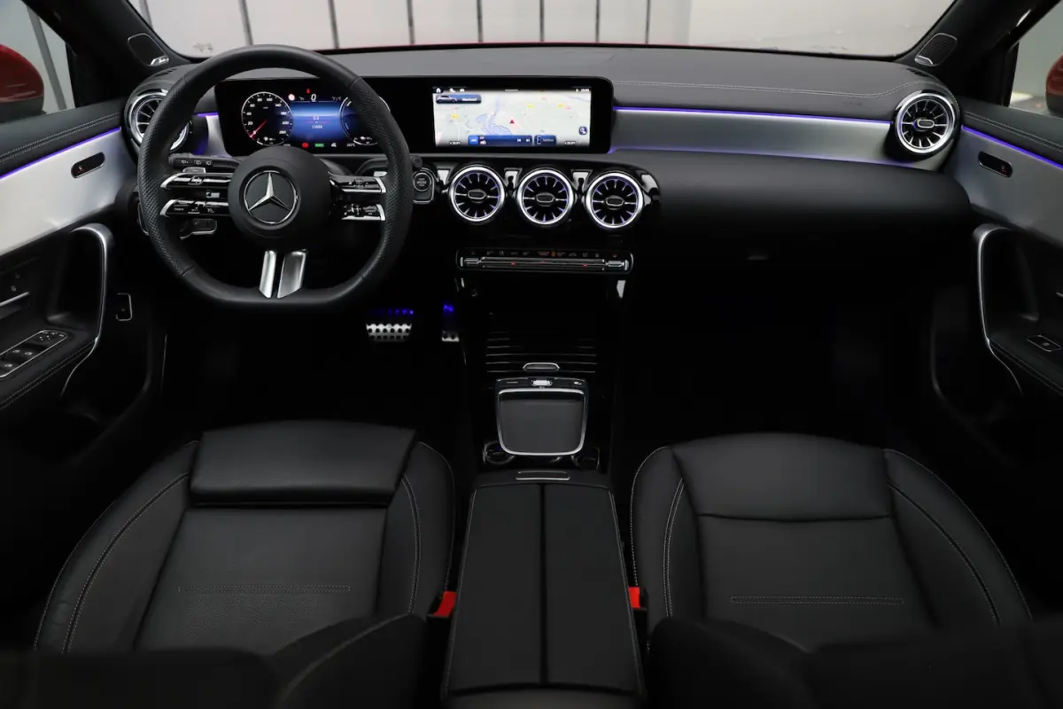 250e AMG | 218PK | Pano | Sfeerverlichting | Burmester | Multibeam | Leder | Distronic | S